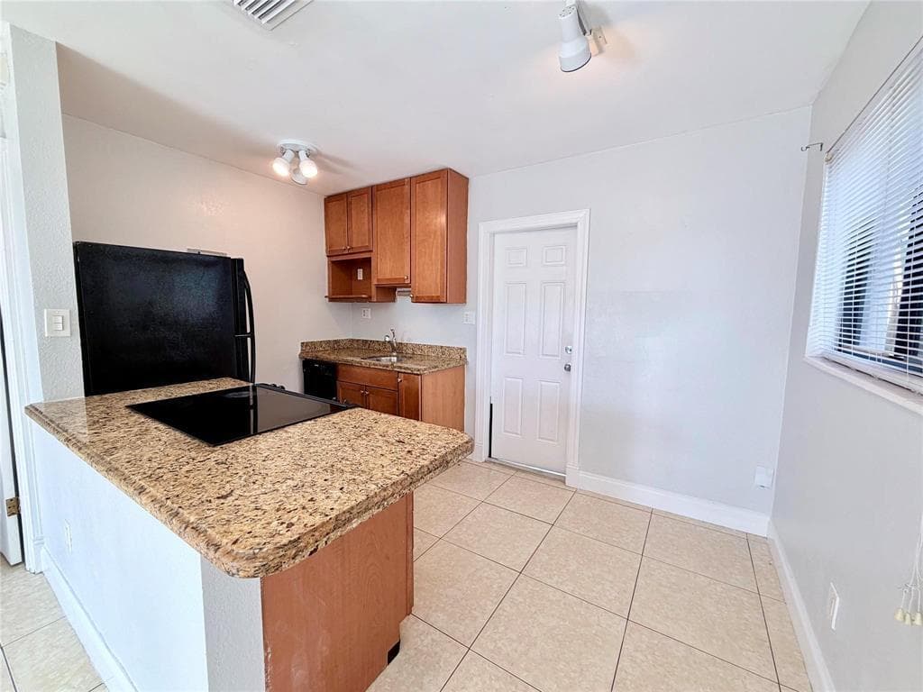 1023 NW 1st Avenue # Apt.4, Fort Lauderdale FL 33311 photo 4