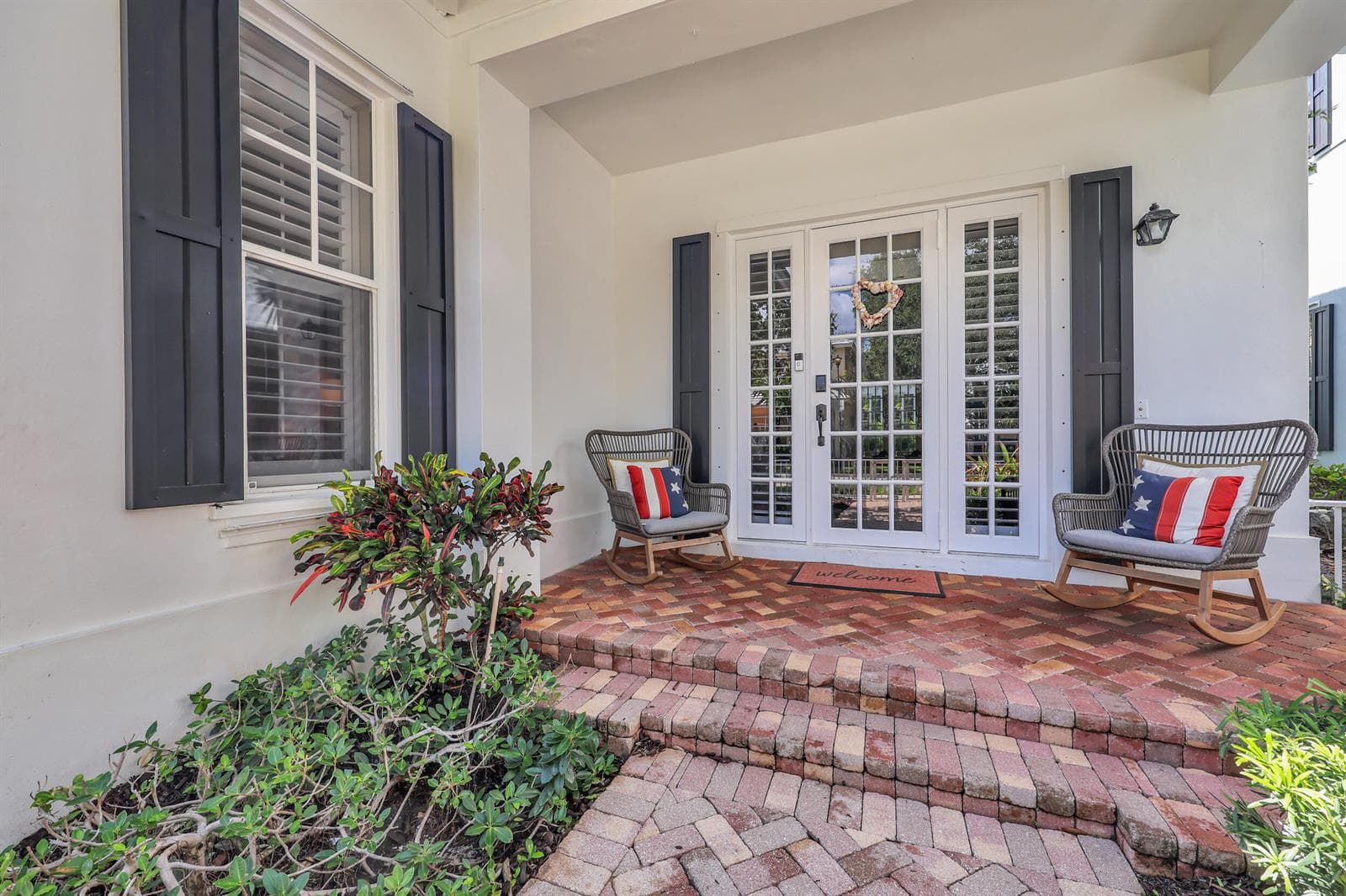 212 W Bay Cedar Circle, Jupiter FL 33458 photo 3
