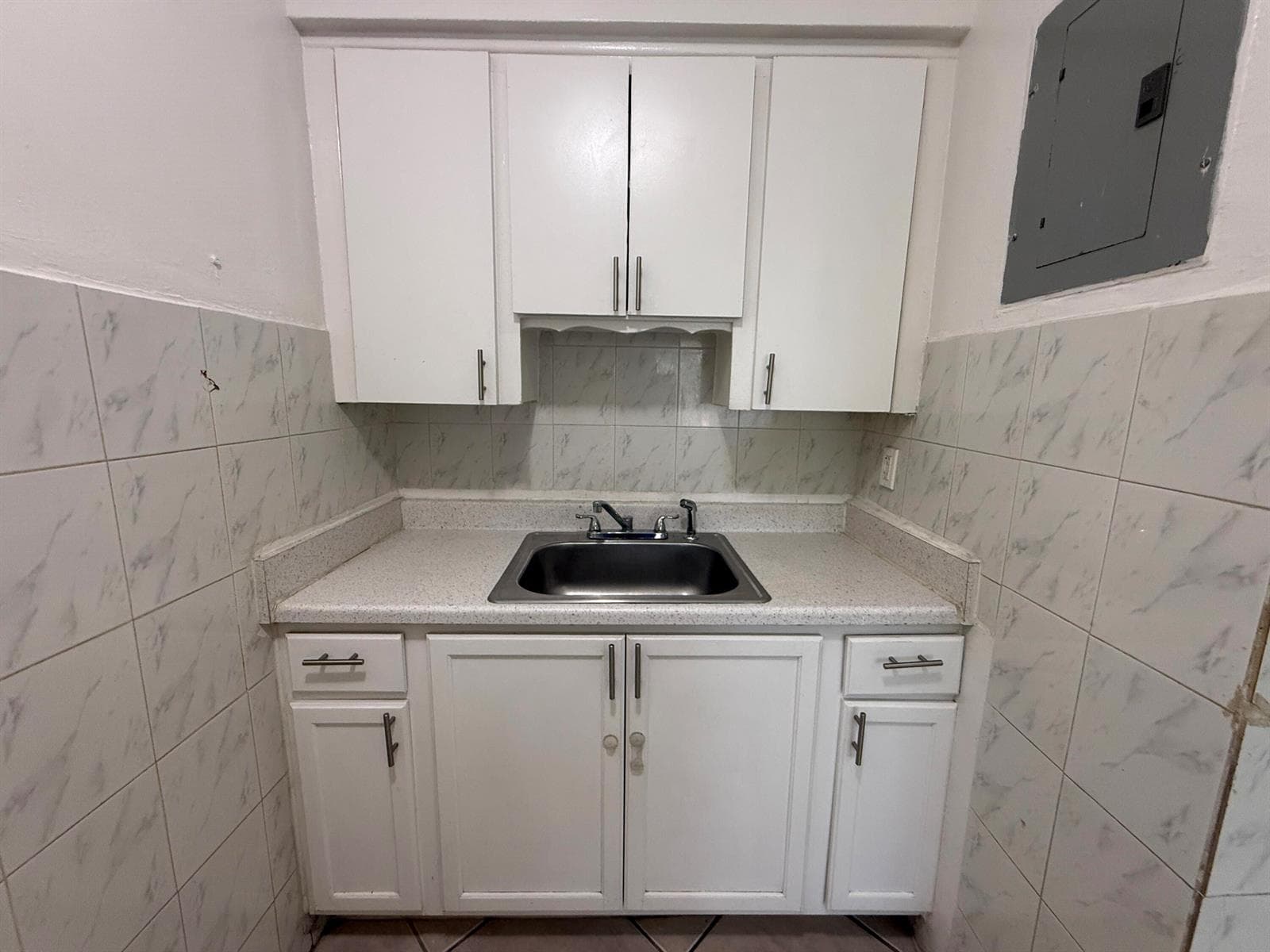 6014 Fillmore Street # 4e, Hollywood FL 33024