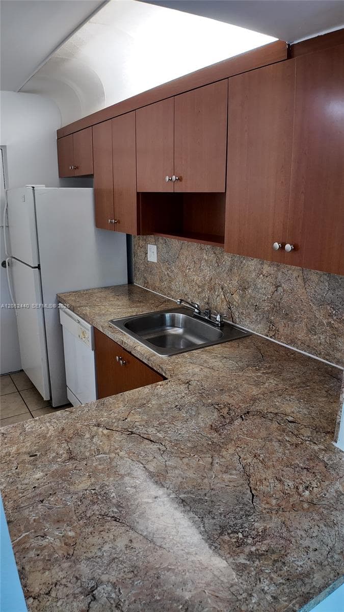 11140 SW 196th St # 408, Cutler Bay, FL 33157 photo 2
