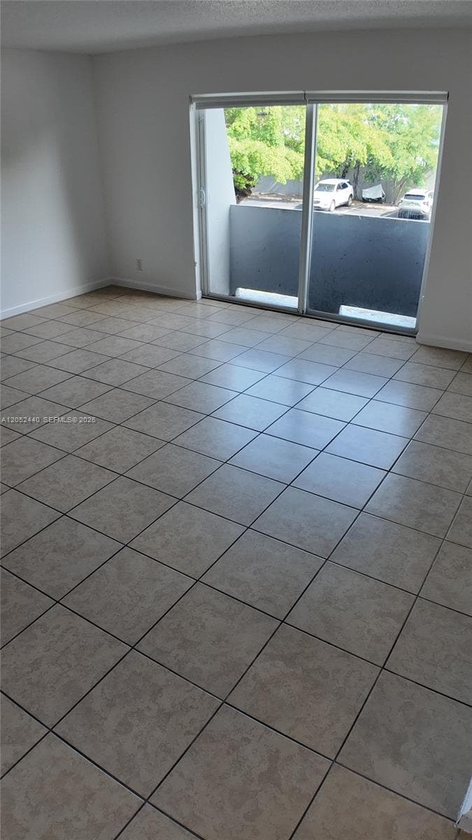 11140 SW 196th St # 408, Cutler Bay, FL 33157 photo 5