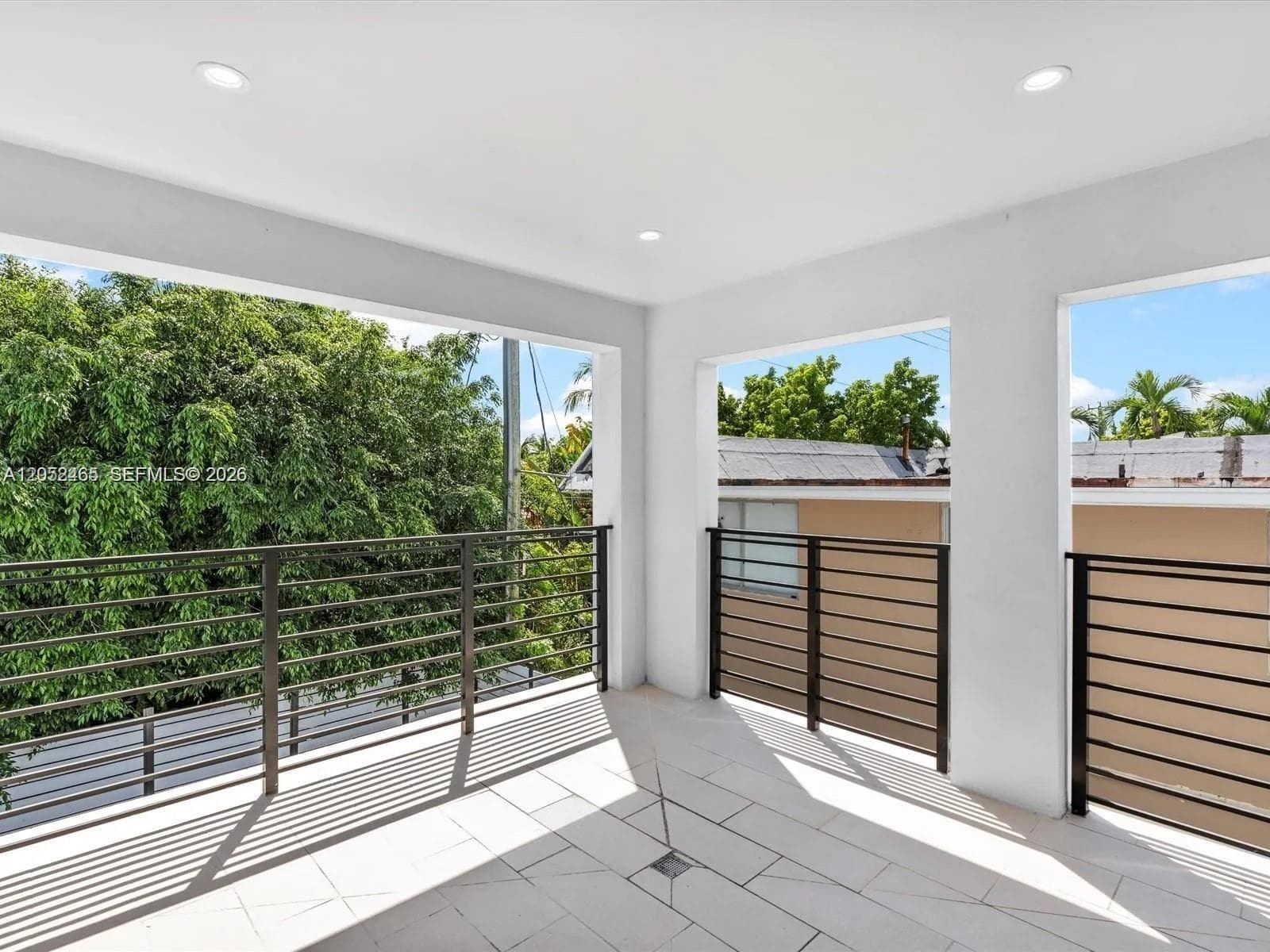 1134 71st St # 3, Miami Beach FL 33141 photo 2