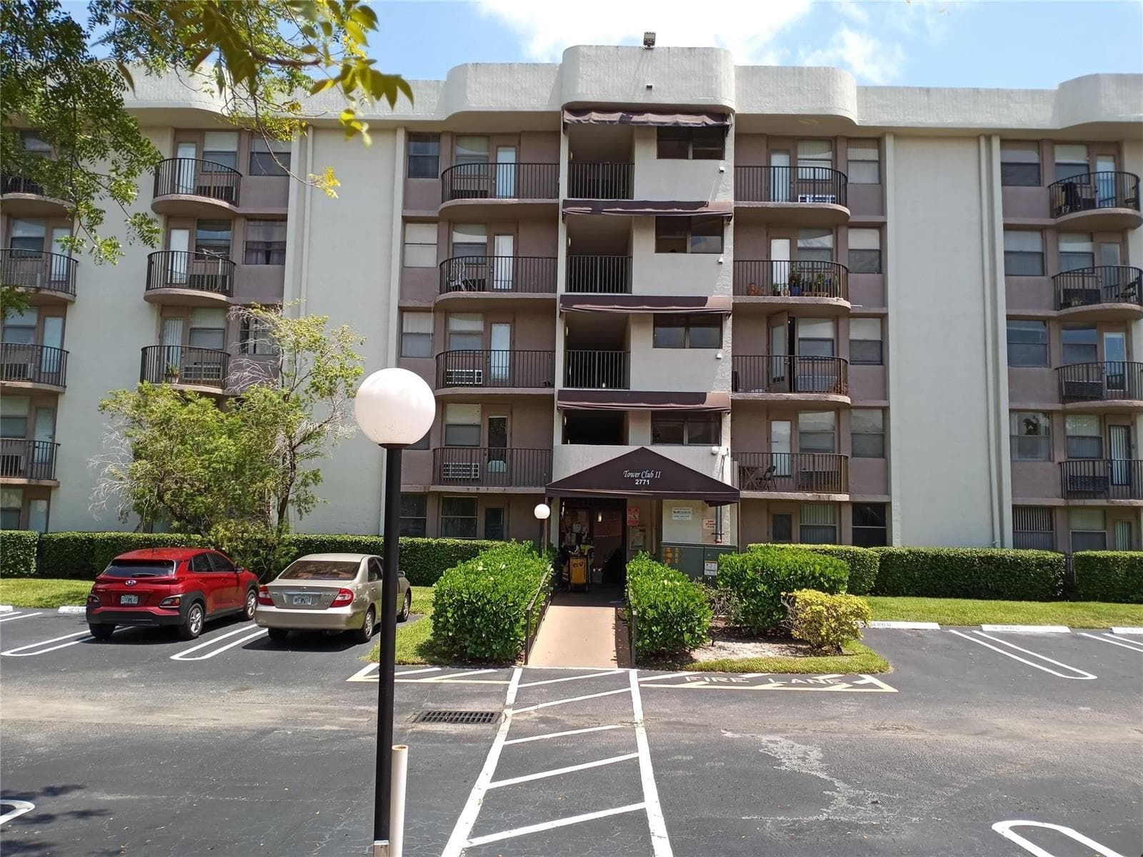 2771 Riverside Drive # a, Coral Springs FL 33065 photo 2