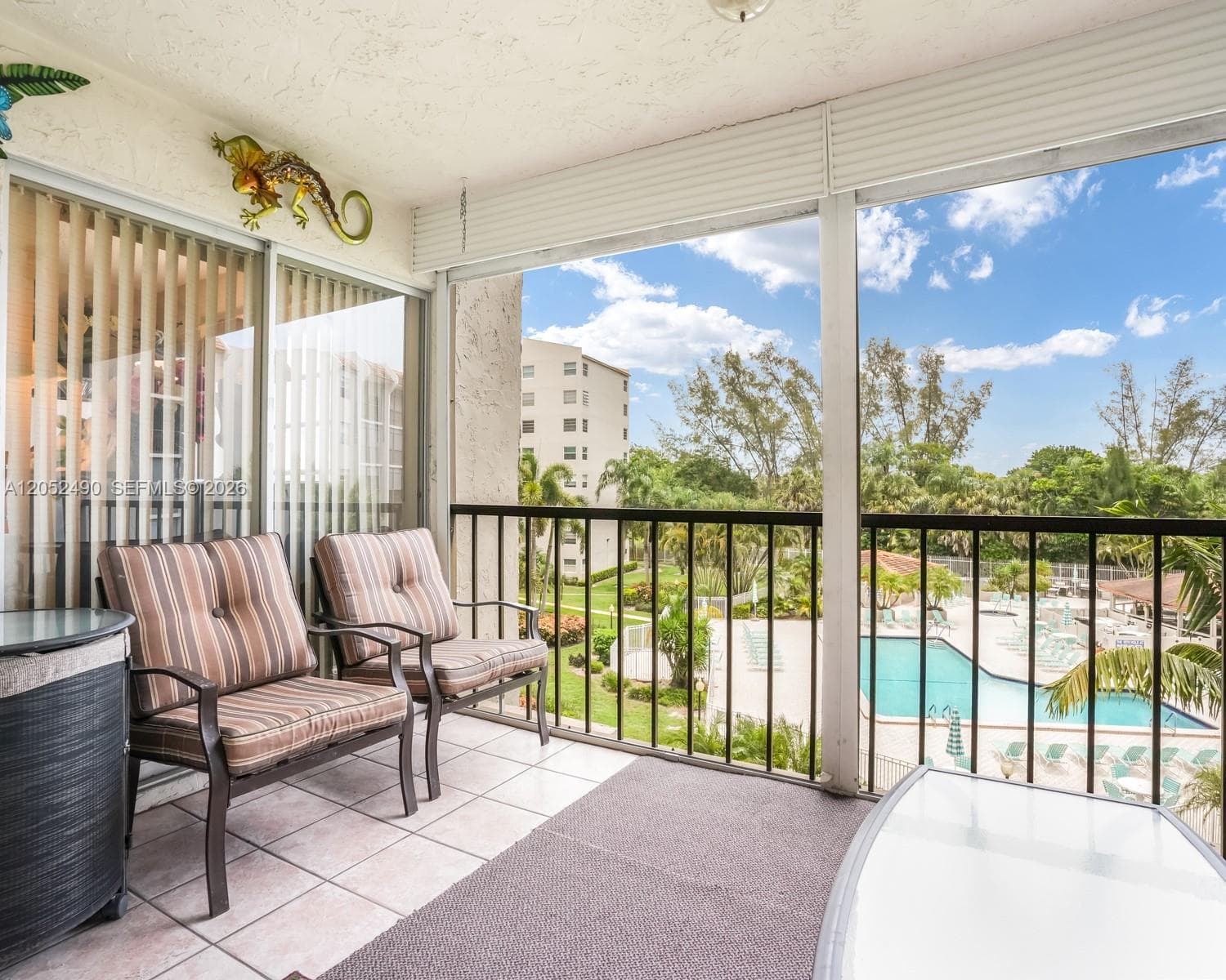 3930 Inverrary Blvd # D, Lauderhill FL 33319