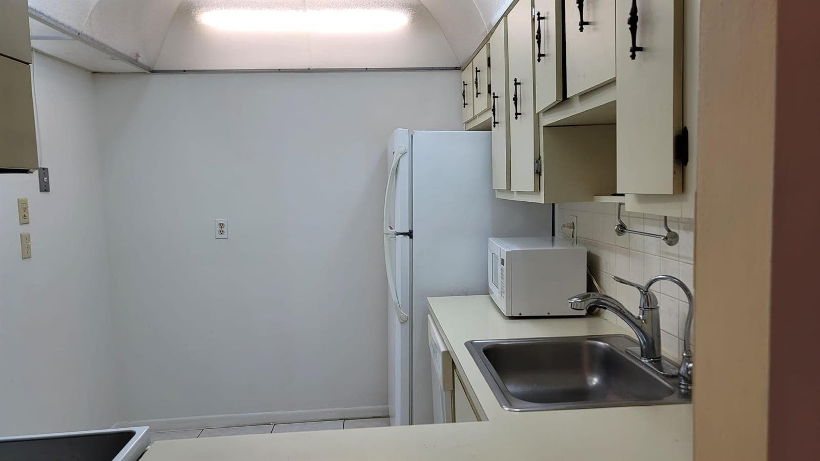 4394 NW 9th Avenue # 3G, Deerfield Beach FL 33064 photo 3