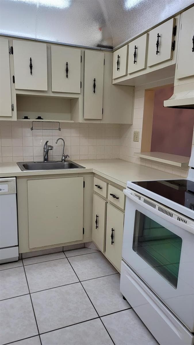 4394 NW 9th Avenue # 3G, Deerfield Beach FL 33064