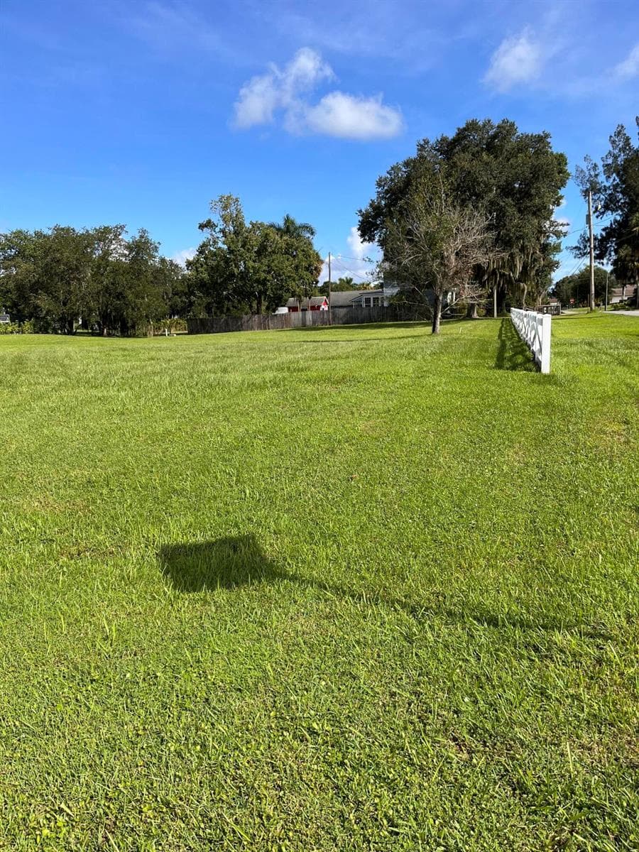 0 Tbd Court, Fort Pierce FL 34945 photo 2