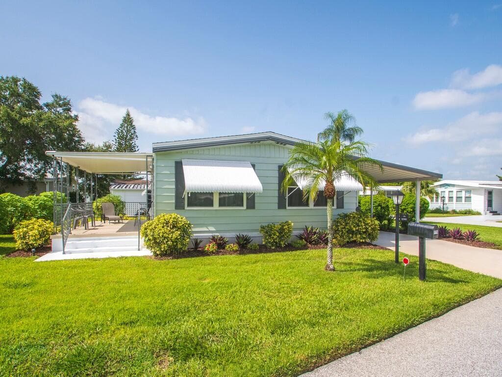 174 NE Emerald Drive, Jensen Beach FL 34957 photo 4