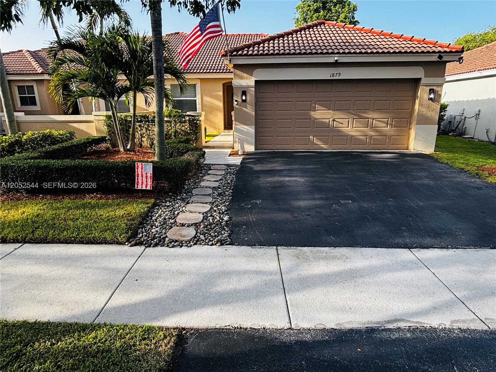 1879 Andromeda Ln, Weston FL 33327