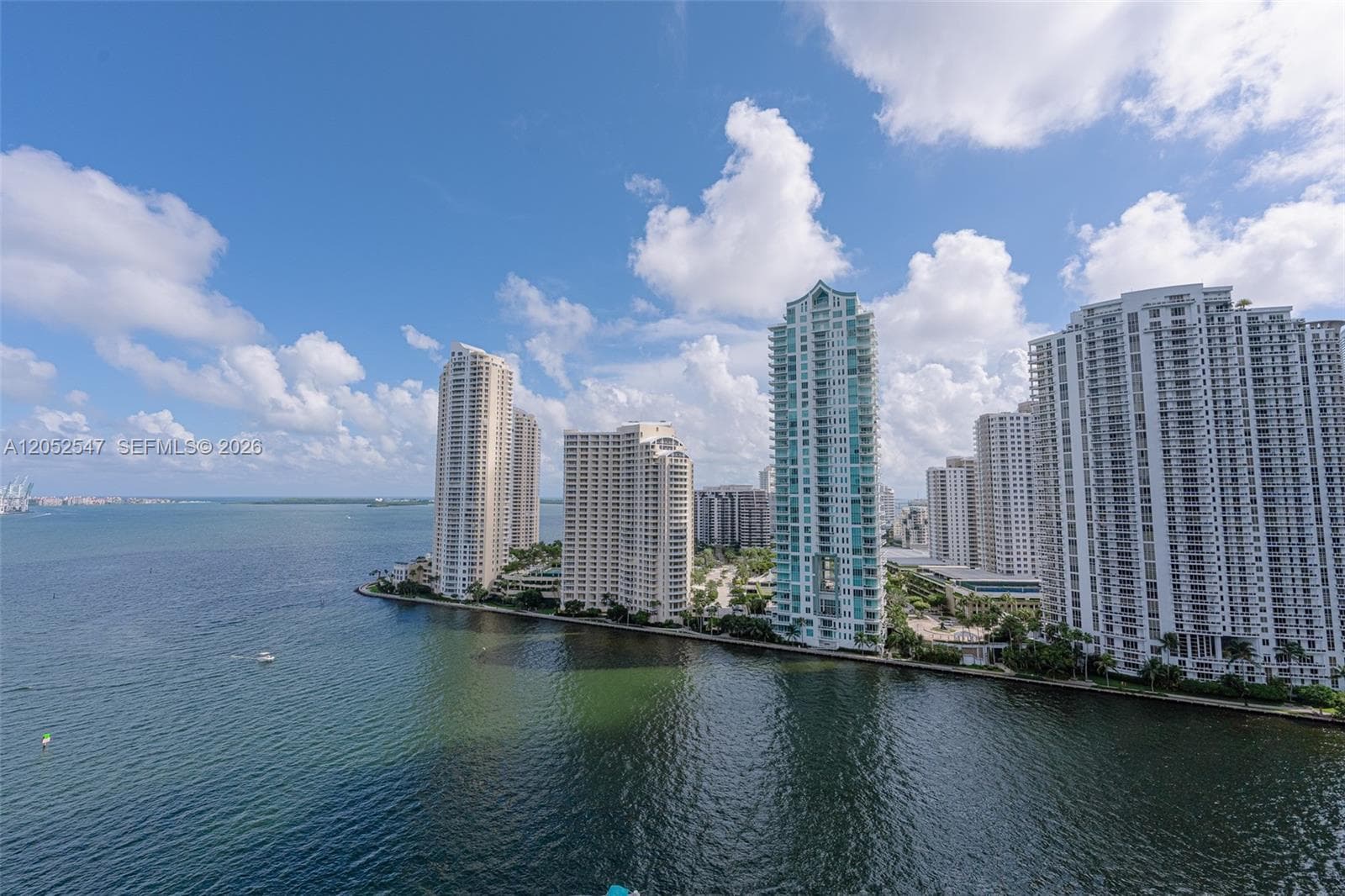 325 S Biscayne Blvd # 2119, Miami FL 33131 photo 3