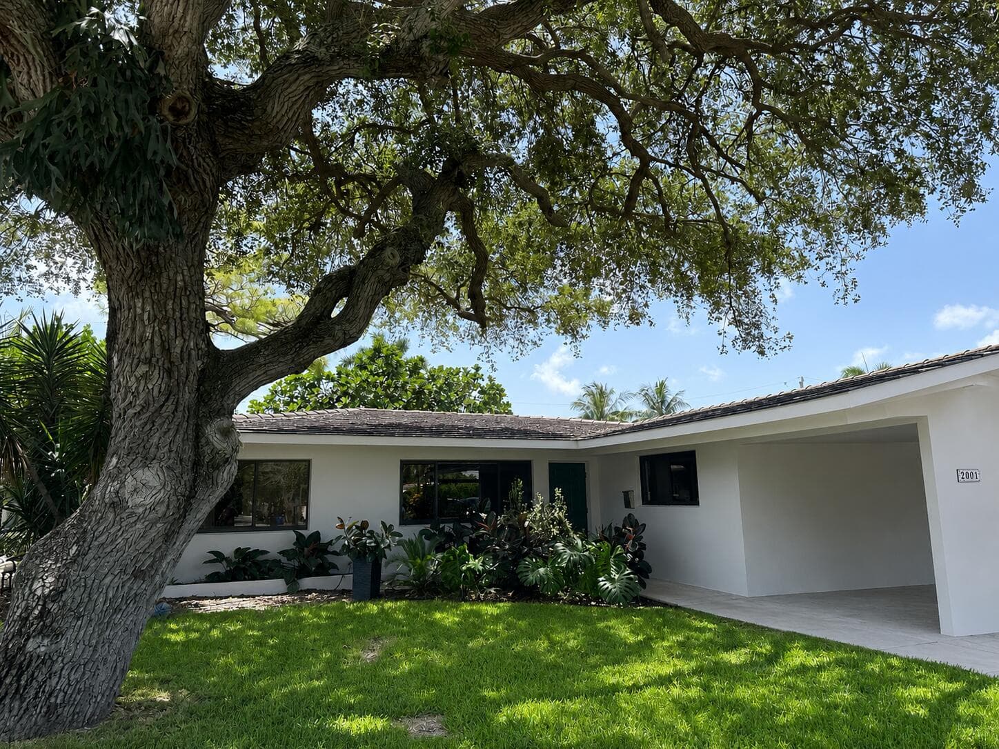 2001 N VICTORIA PARK Road, Fort Lauderdale FL 33305 photo 3