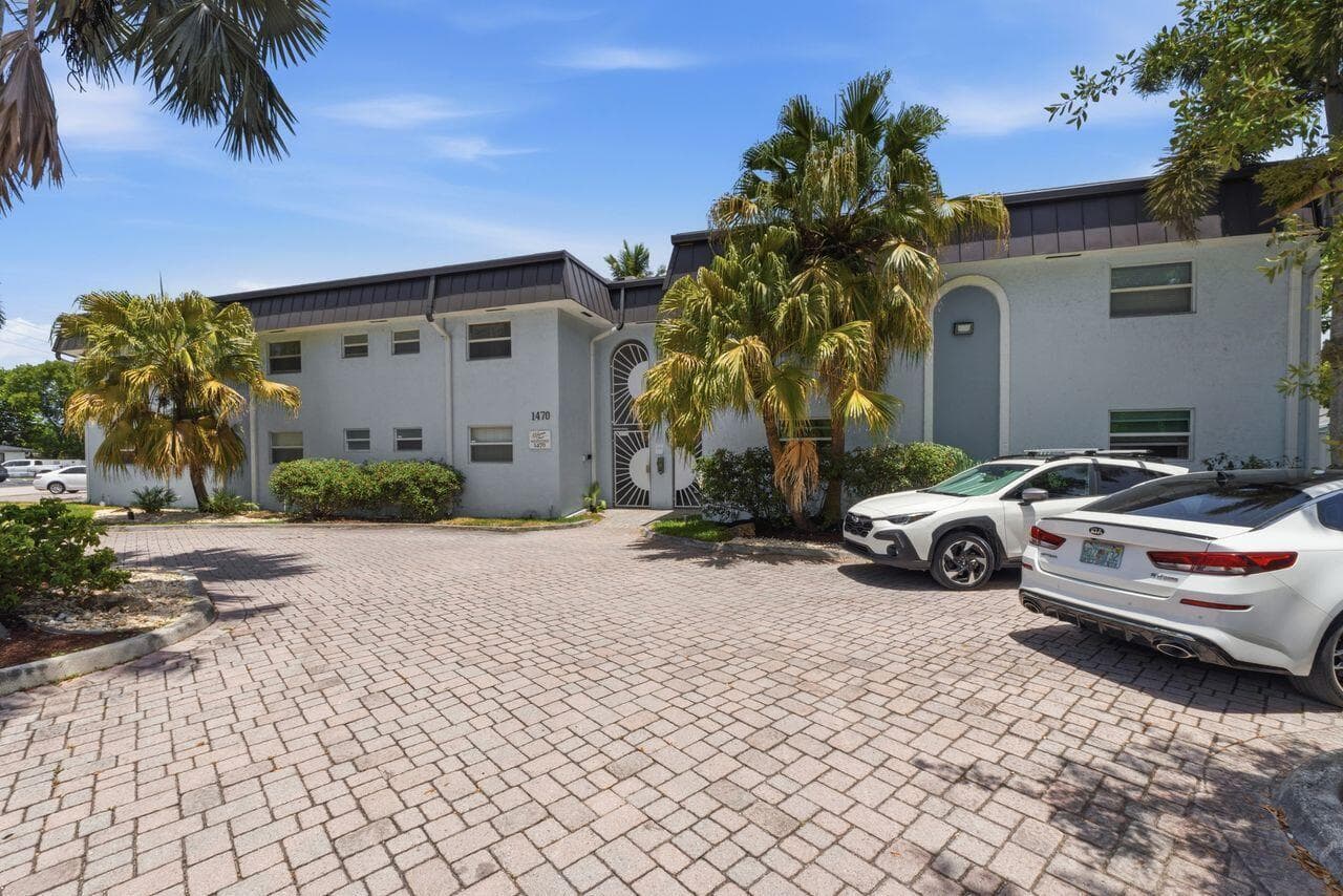 1470 N Dixie Highway # 43, Fort Lauderdale FL 33304 photo 2