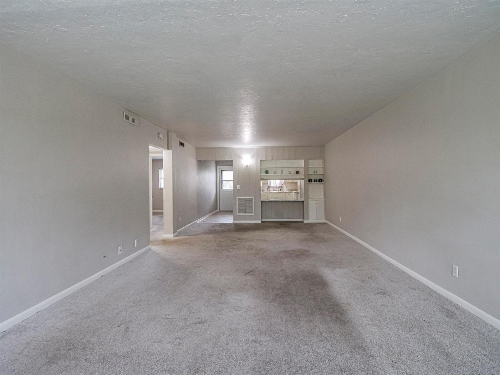 677 ROYAL PALM Boulevard # 12, Vero Beach FL 32960 photo 4