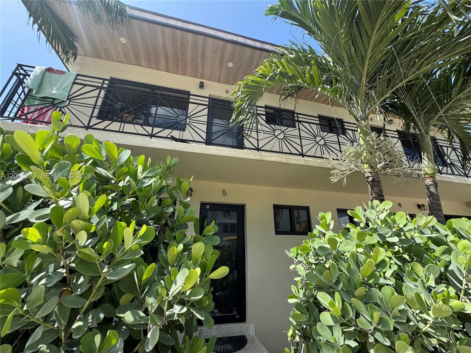 730 14th Pl, Miami Beach FL 33139