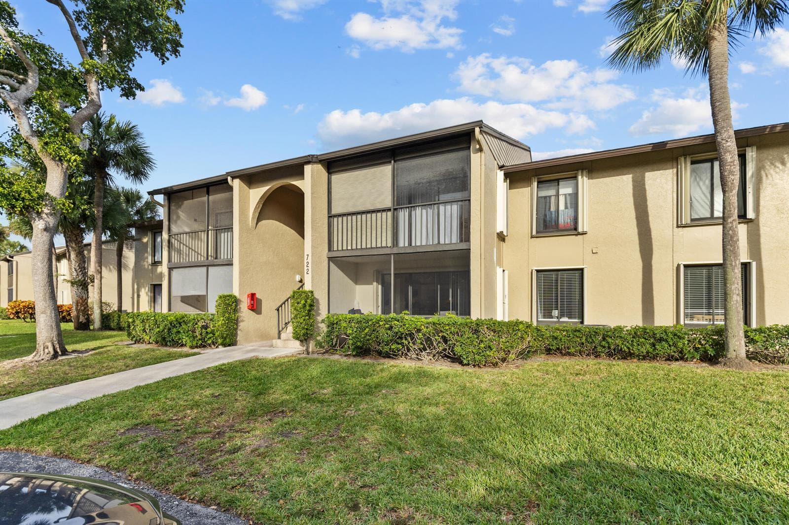 722 Sunny Pine Way # D1, FL 33415 photo 3