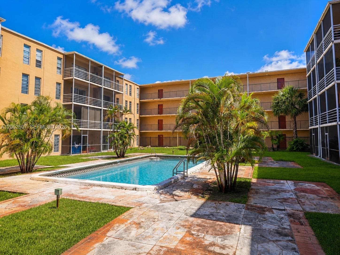 4848 NW 24th Ct # 436, Lauderdale Lakes FL 33313