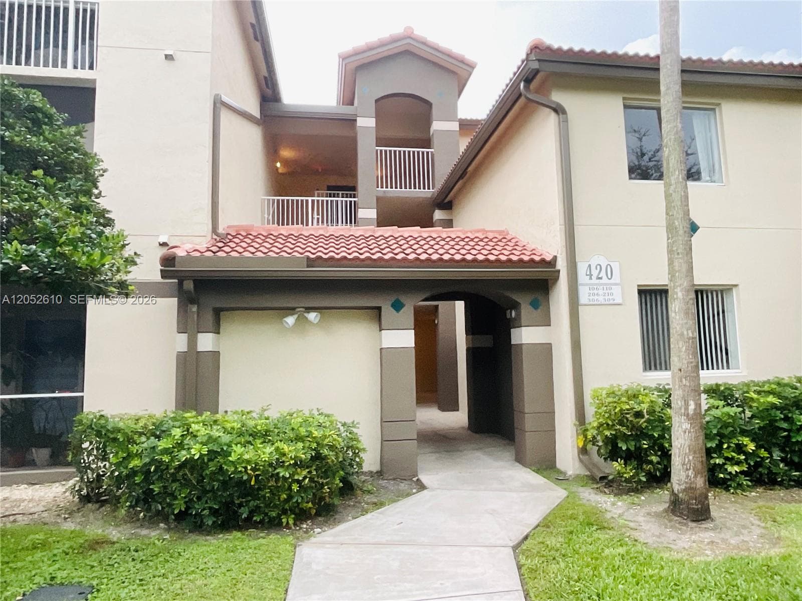 420 S Park RD # 108, Hollywood FL 33021 photo 2