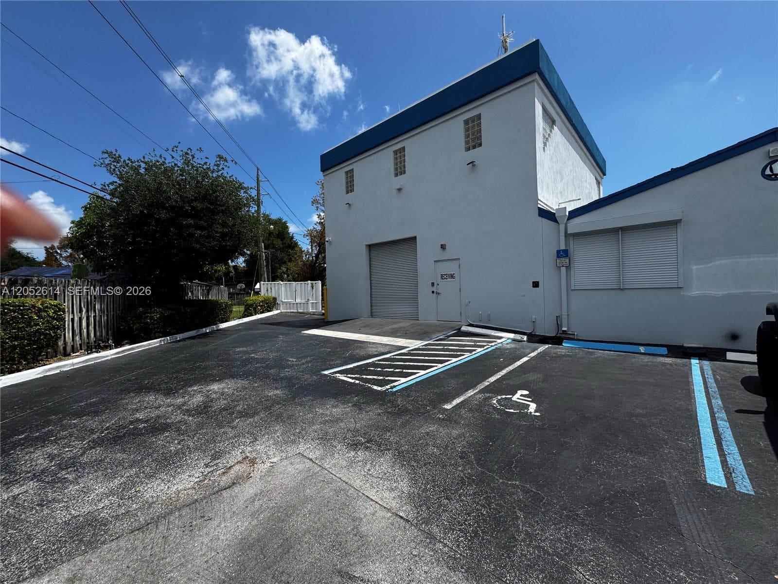 6151 Pembroke Rd, Hollywood FL 33023