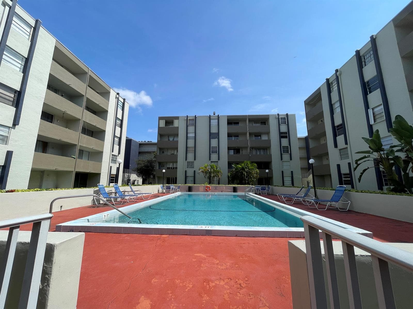 10000 NW 80th Court # 2534, Hialeah Gardens FL 33016 photo 3