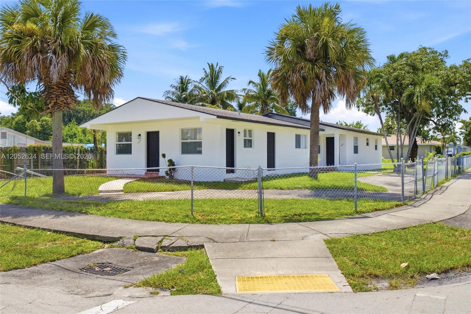 10841 NW 8th Ave, Miami FL 33168