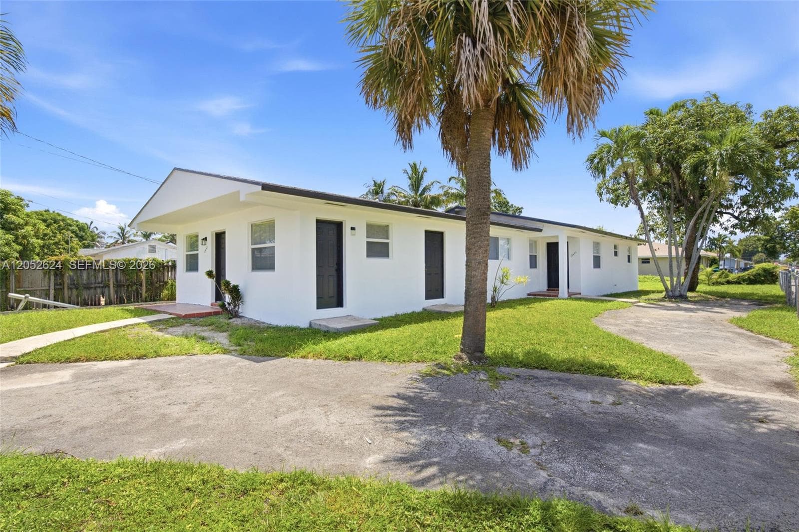 10841 NW 8th Ave, Miami FL 33168 photo 4