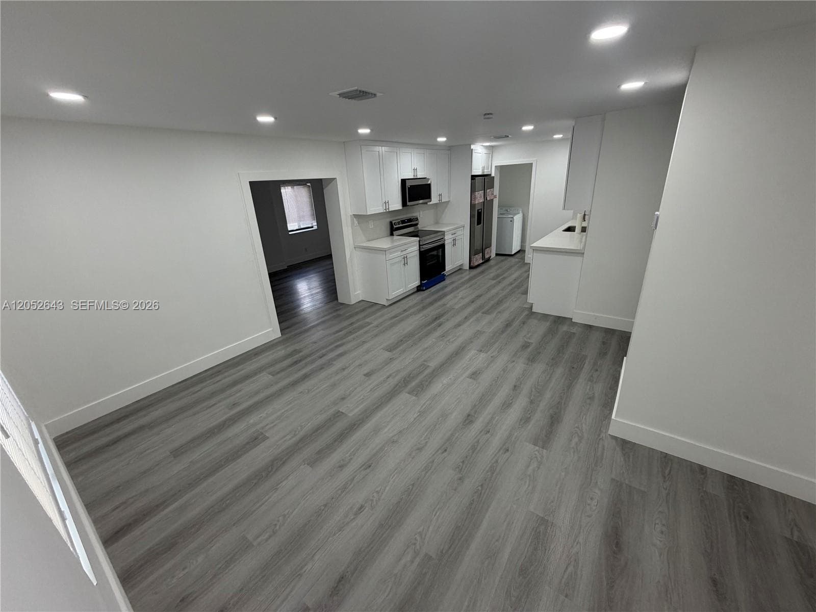 13885 NW 5th Ave, North Miami FL 33168 photo 2
