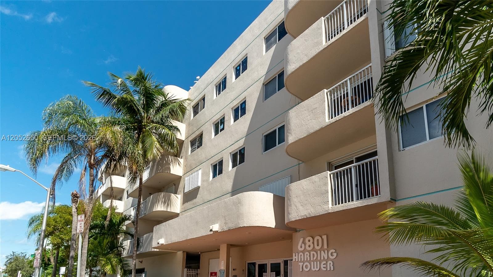6801 Harding Ave # 209, Miami Beach FL 33141