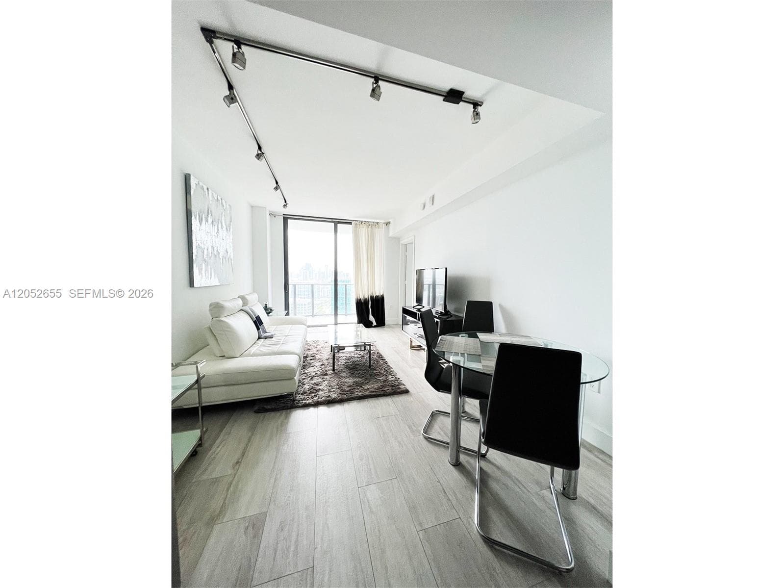 121 NE 34th St # 2603, Miami, FL 33137 photo 3