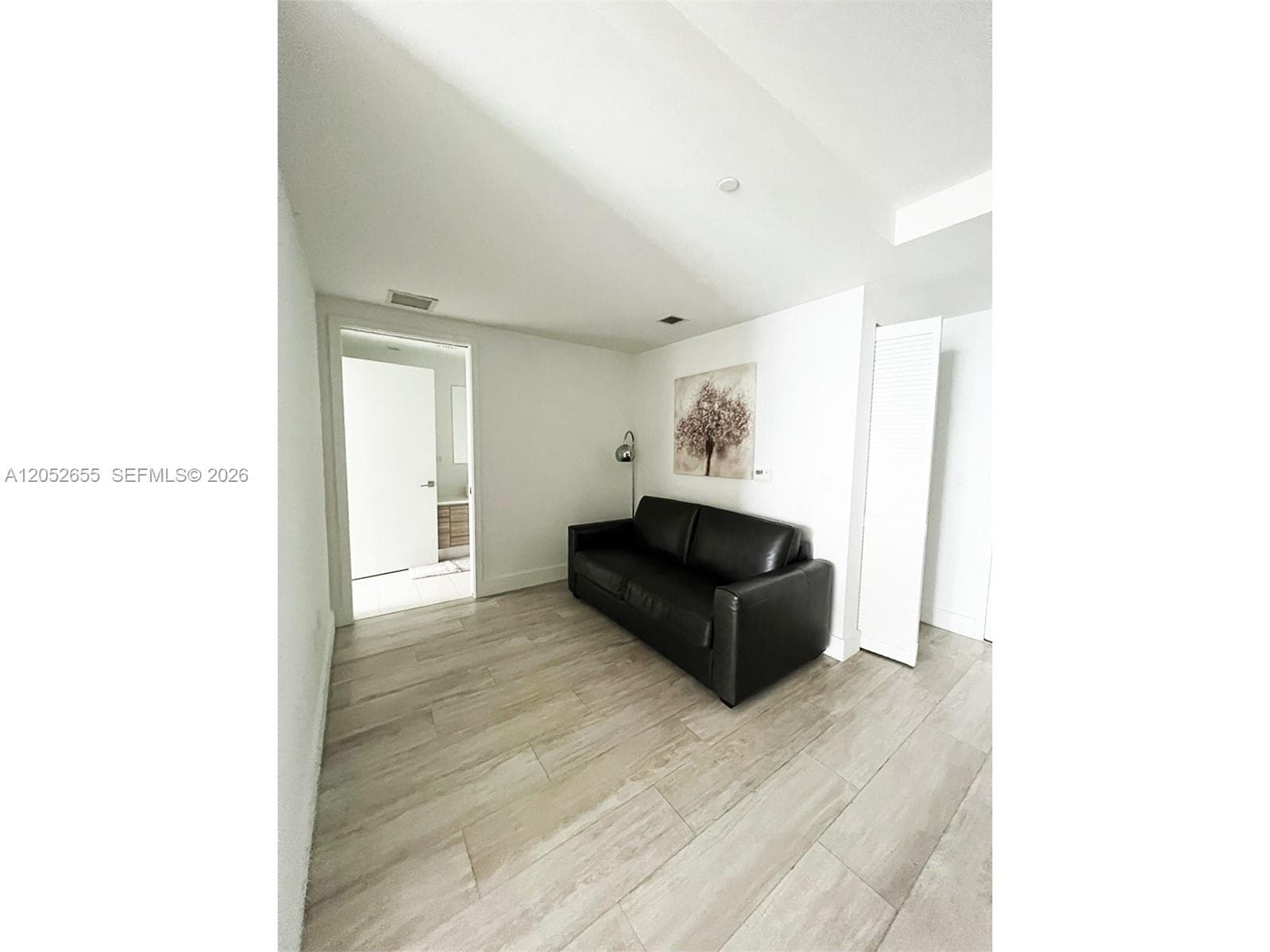 121 NE 34th St # 2603, Miami, FL 33137 photo 4