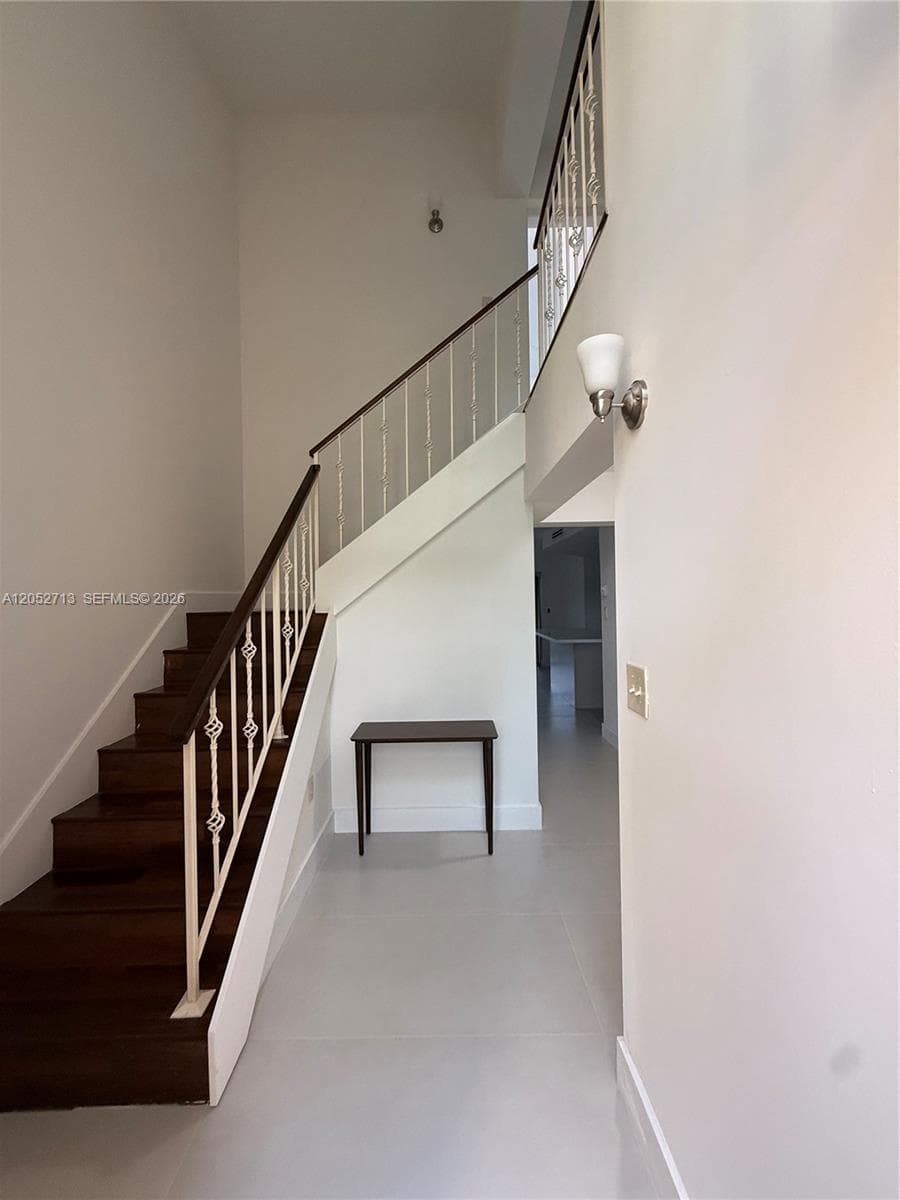 14293 Kendale Lakes Cir # 14293, Miami FL 33183 photo 4