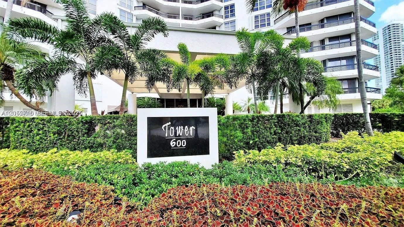 3400 NE 192nd St # PH7, Aventura FL 33180 photo 2