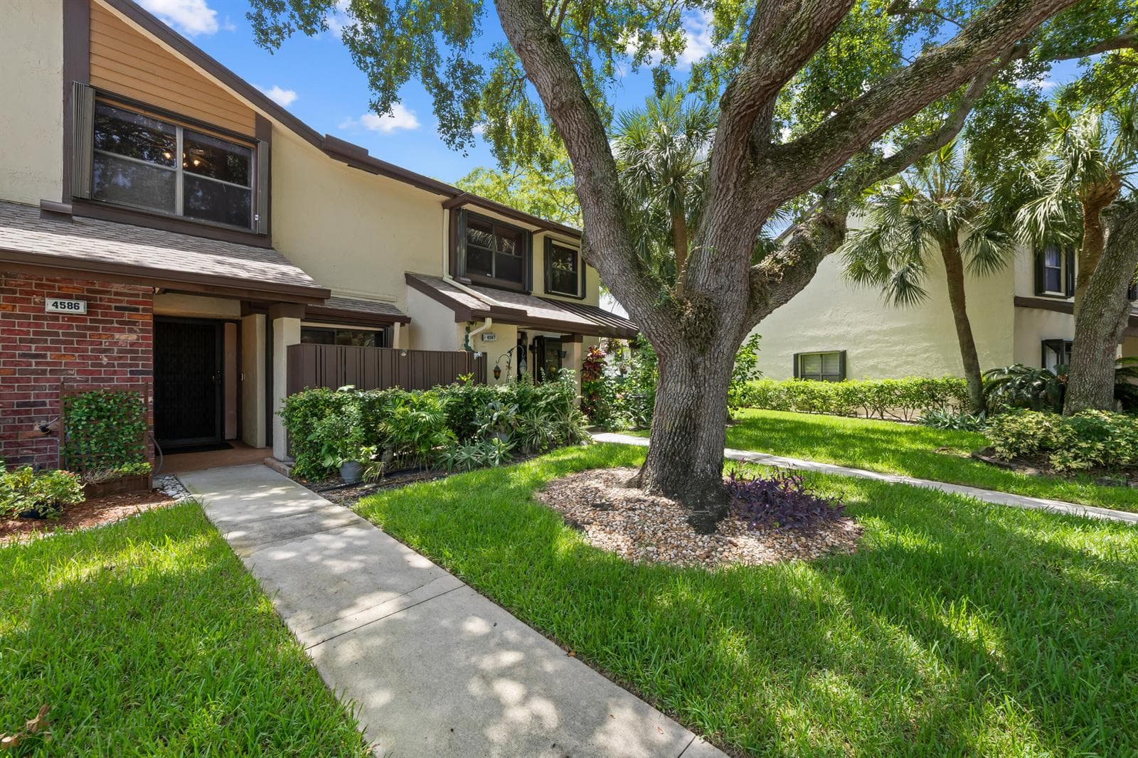 4586 Carambola Circle S # 27217, Coconut Creek FL 33066 photo 2
