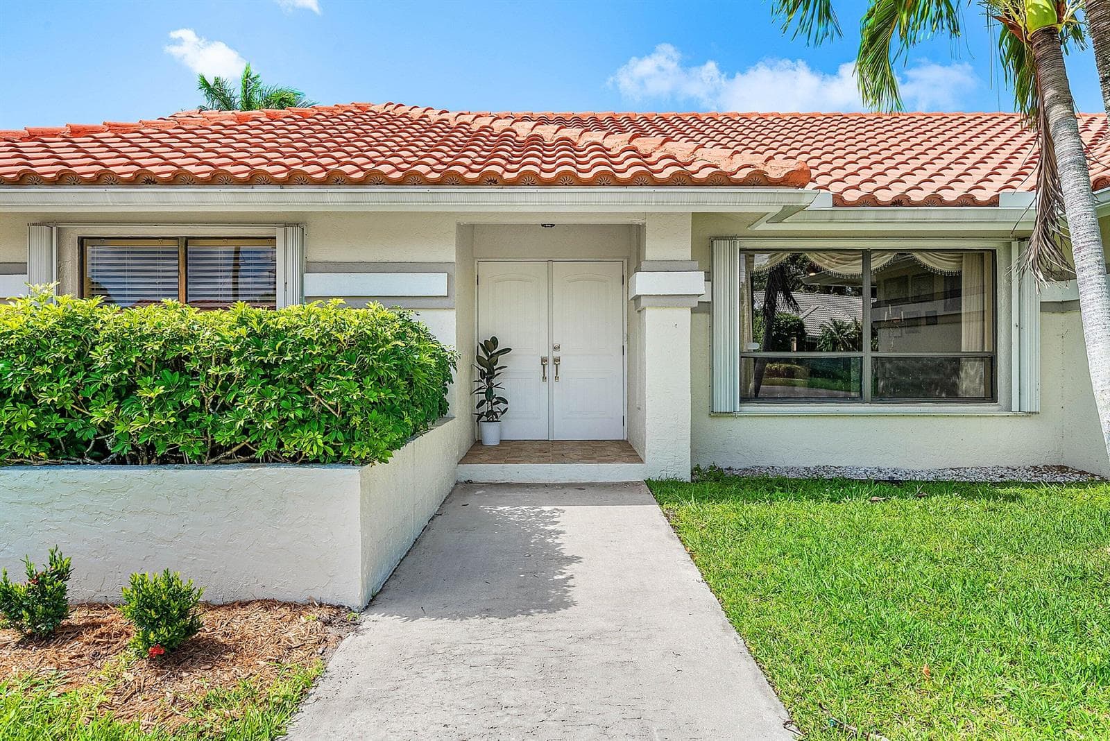 9295 Sun Pointe Drive, Boynton Beach FL 33437 photo 4