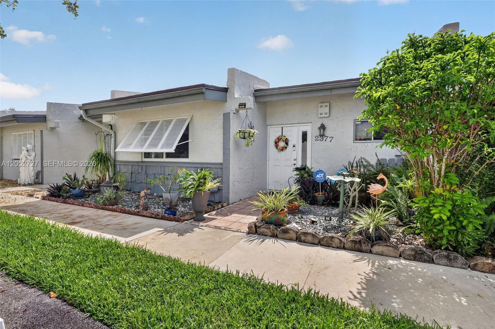 2377 N 37th Ave, Hollywood FL 33021 photo 2