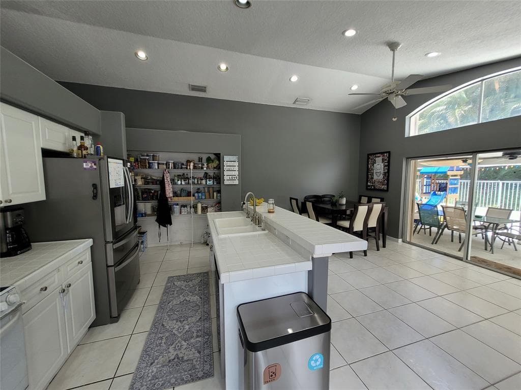 6416 BARTON CREEK Circle, Lake Worth FL 33463 photo 2