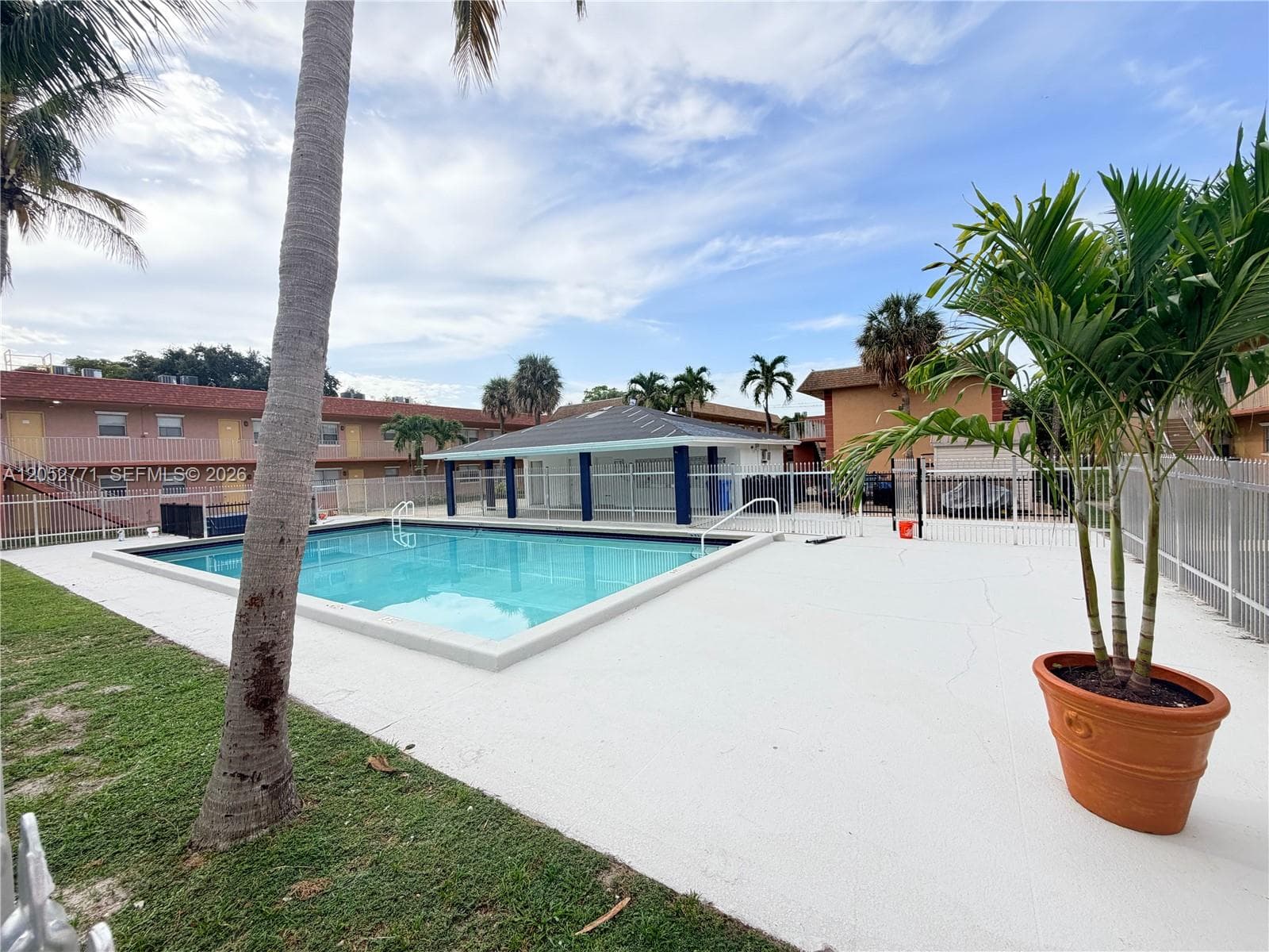 101 NE 41st St # B35, Oakland Park FL 33334 photo 4