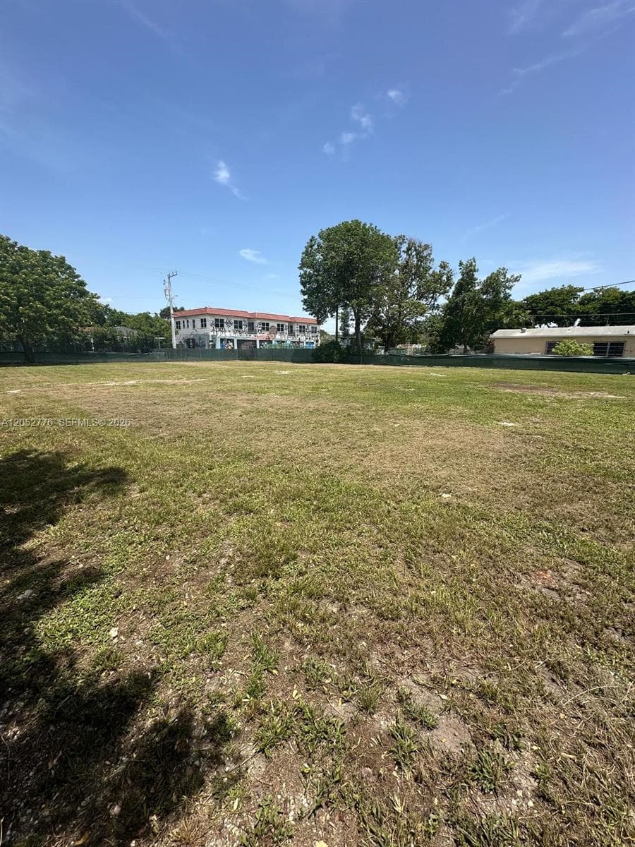 3311 NW 2nd Ave, Miami FL 33127 photo 2