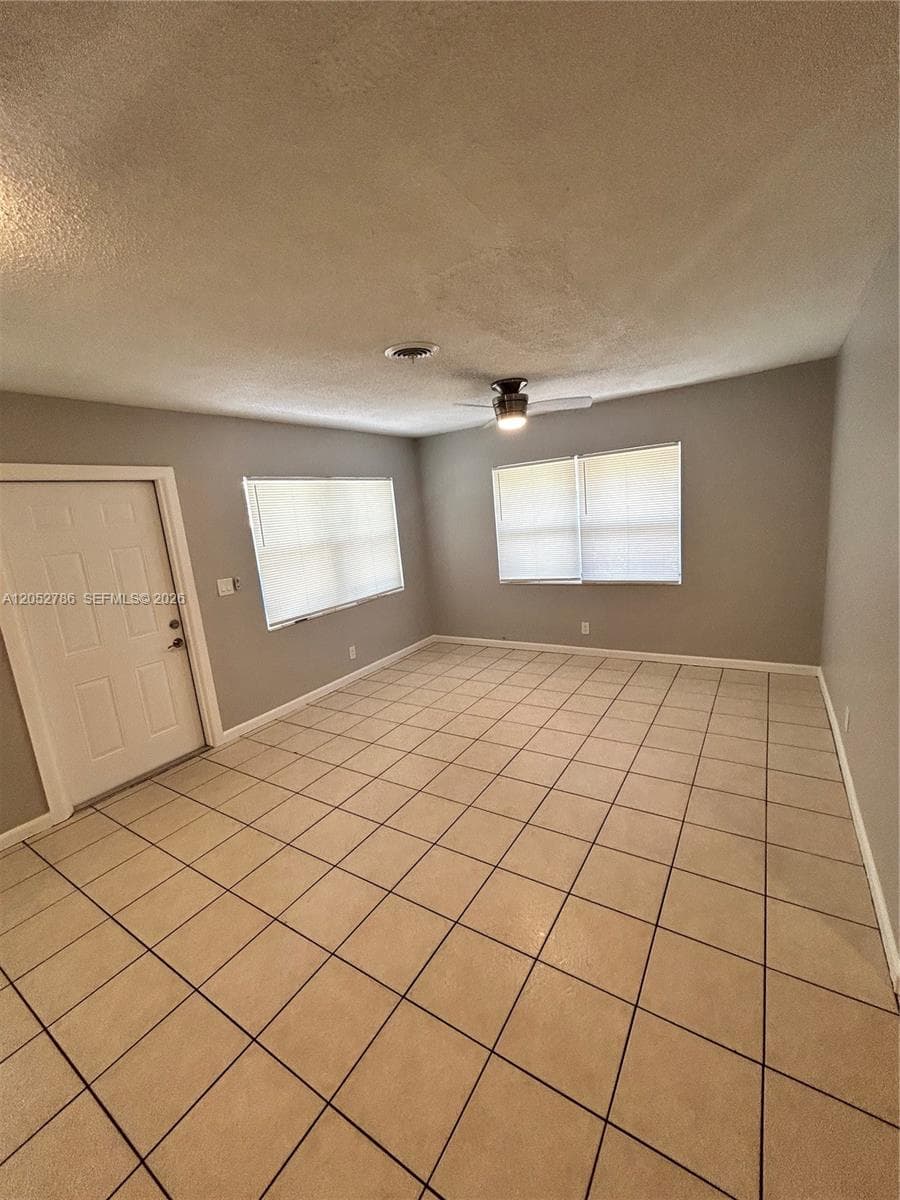 1508 NW 8th Ave # 1, Fort Lauderdale, FL 33311