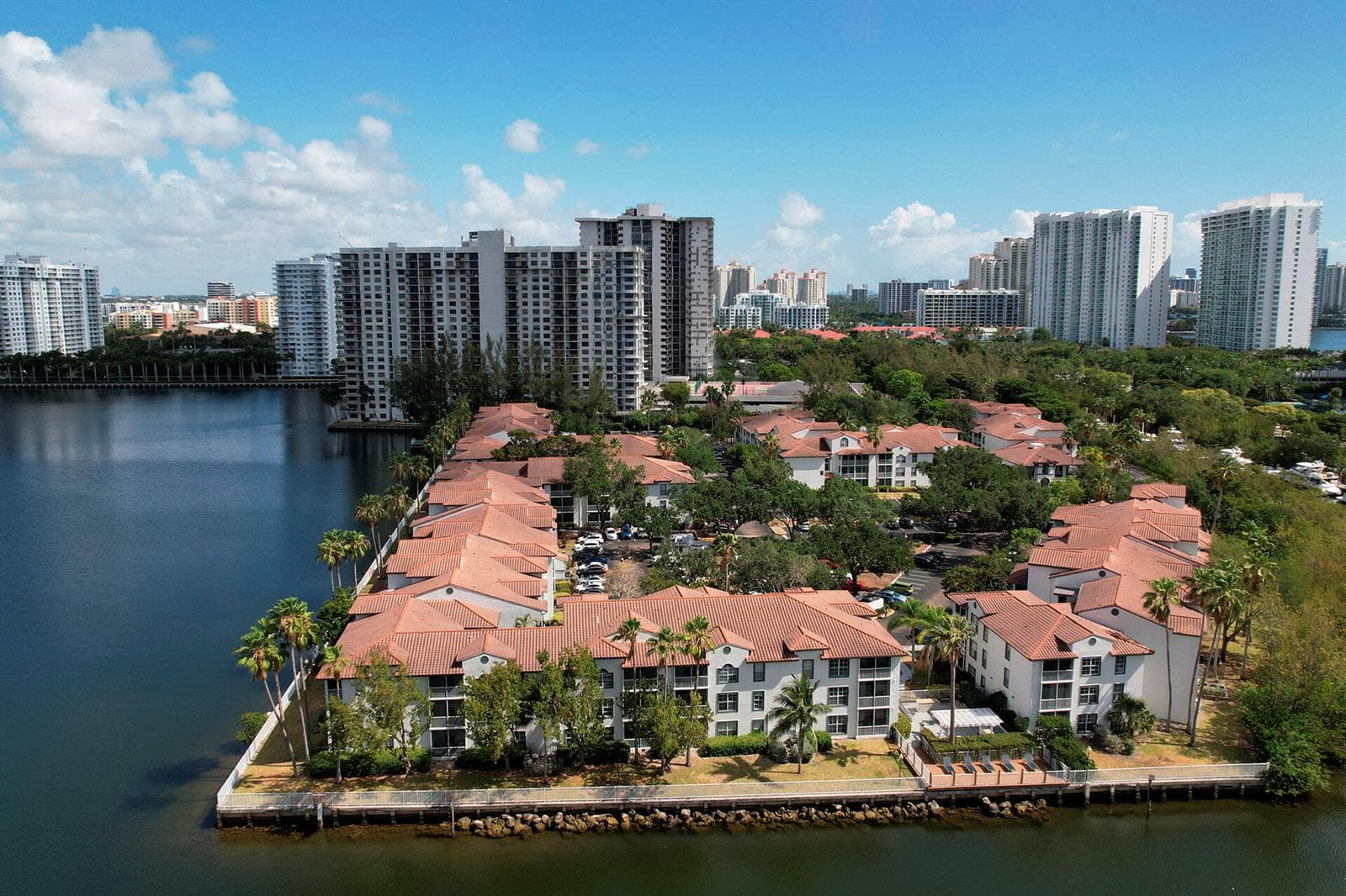 17900 NE 31st Court # 1303, Aventura FL 33160 photo 4