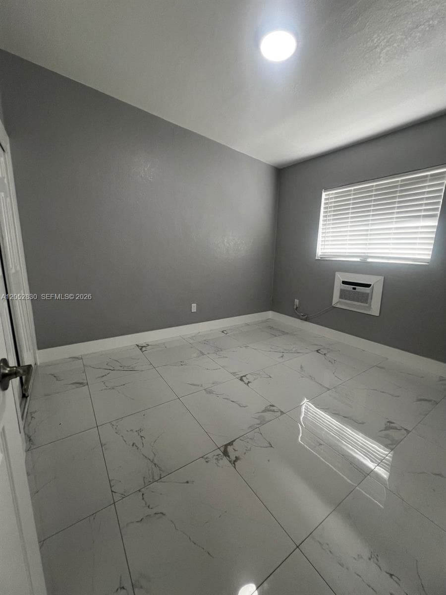 2080 NW 31st St # 1, Miami FL 33142 photo 5