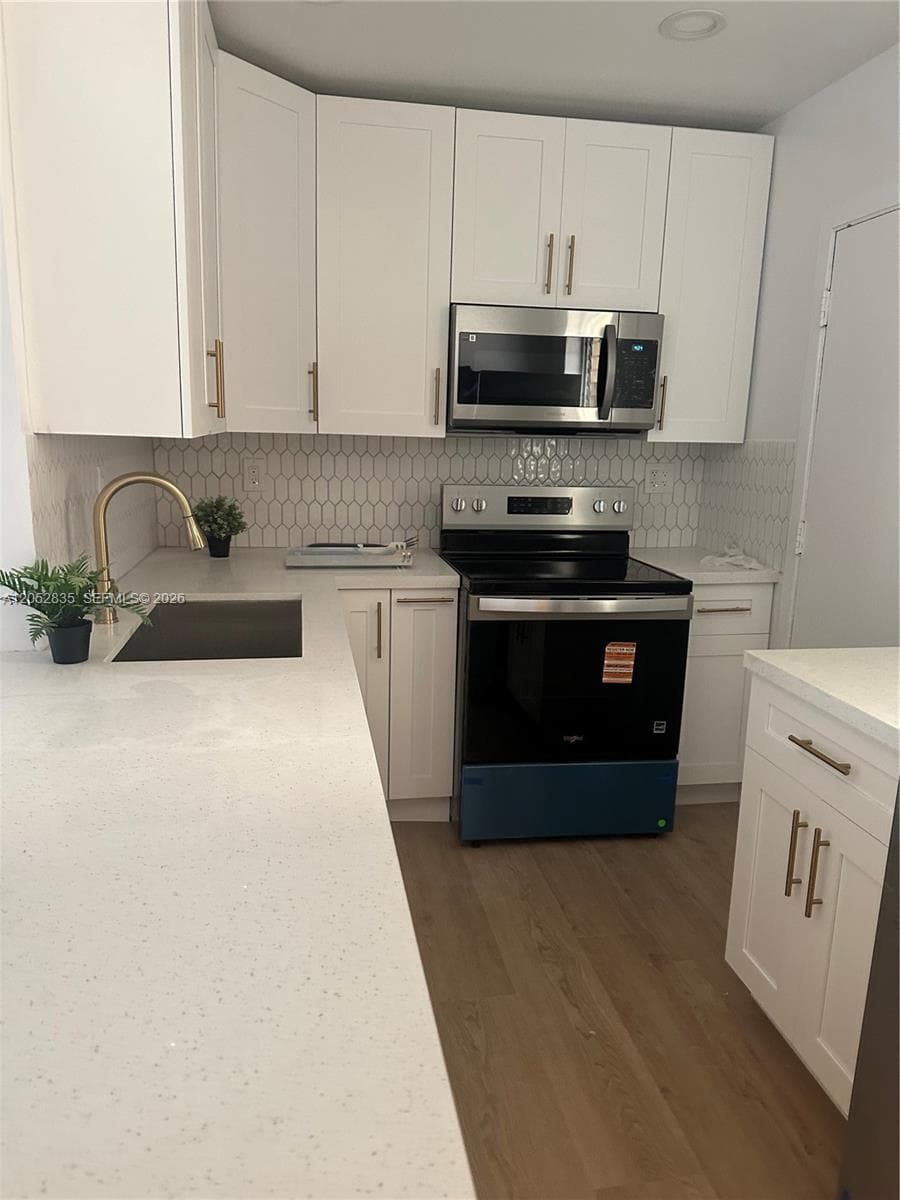 9175 SW 77th Ave # 304, Miami, FL 33156 photo 2