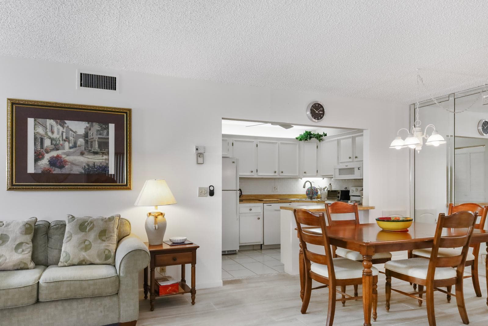 106 Lake Pine Circle # 1, FL 33463 photo 3