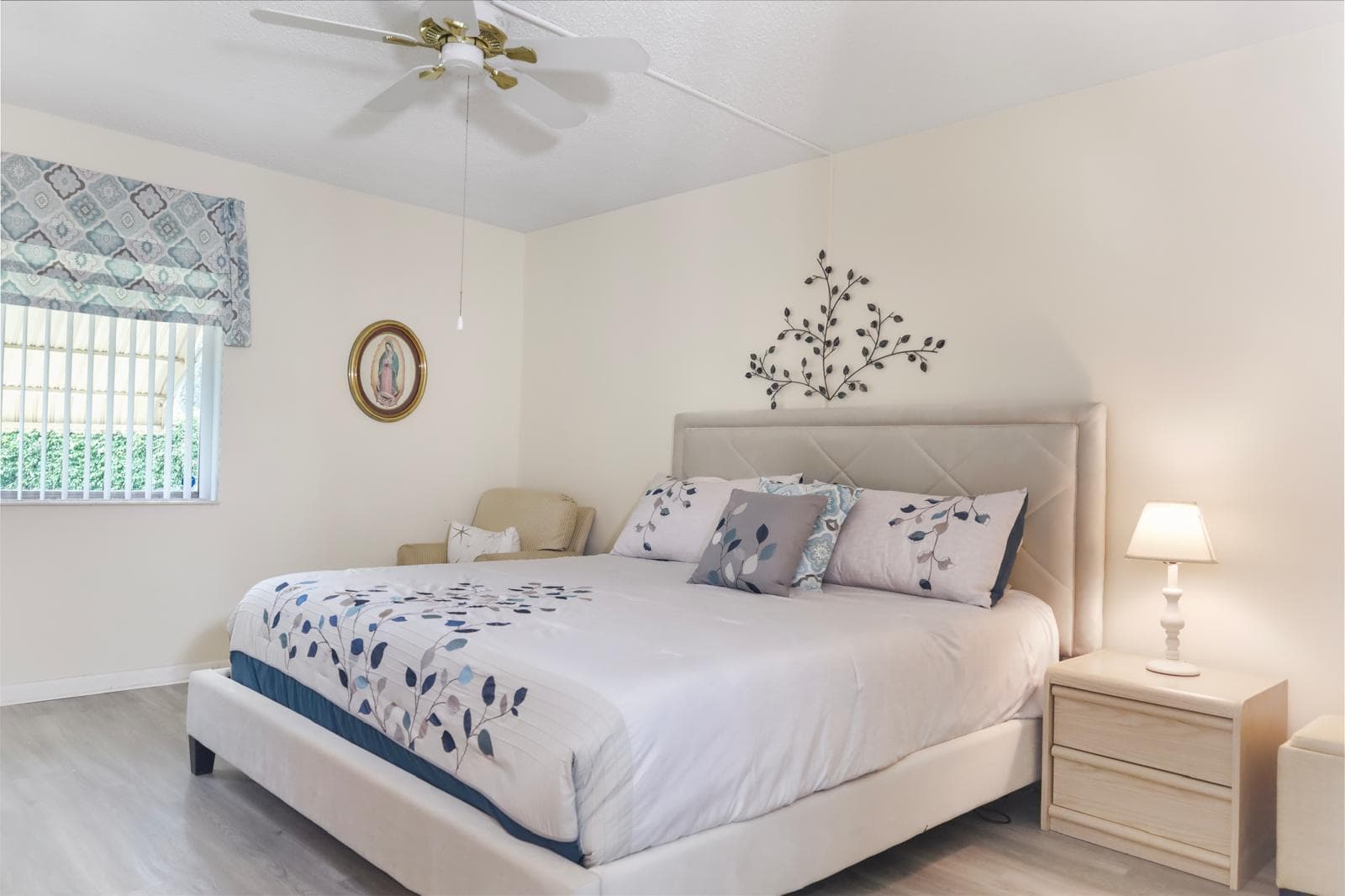 106 Lake Pine Circle # 1, FL 33463 photo 4