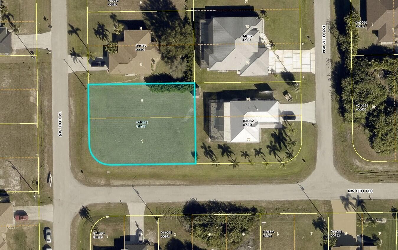 815 NW 28TH Place, Cape Coral FL 33993 photo 4