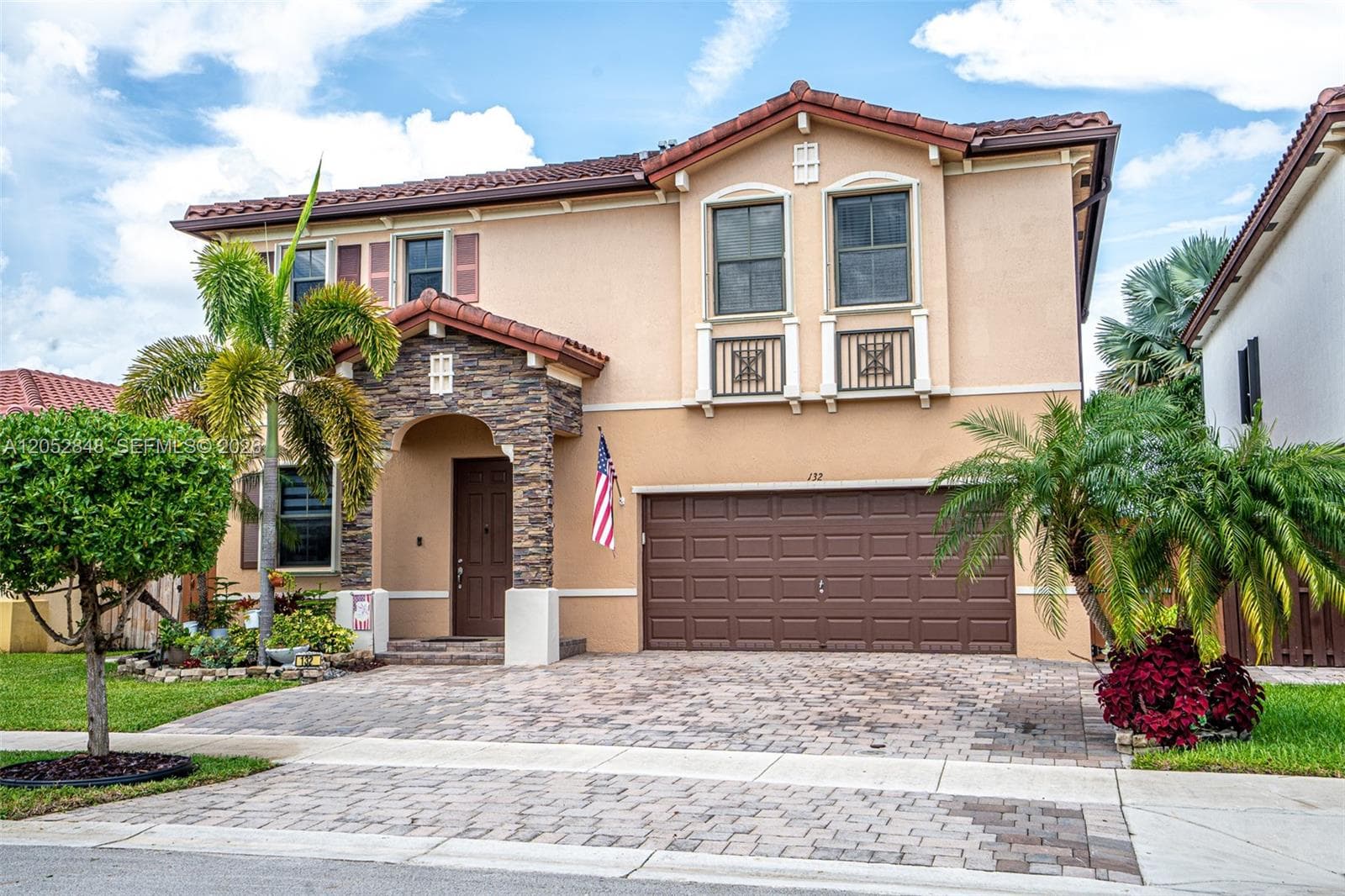 132 NE 26th Ave, Homestead FL 33033 photo 2