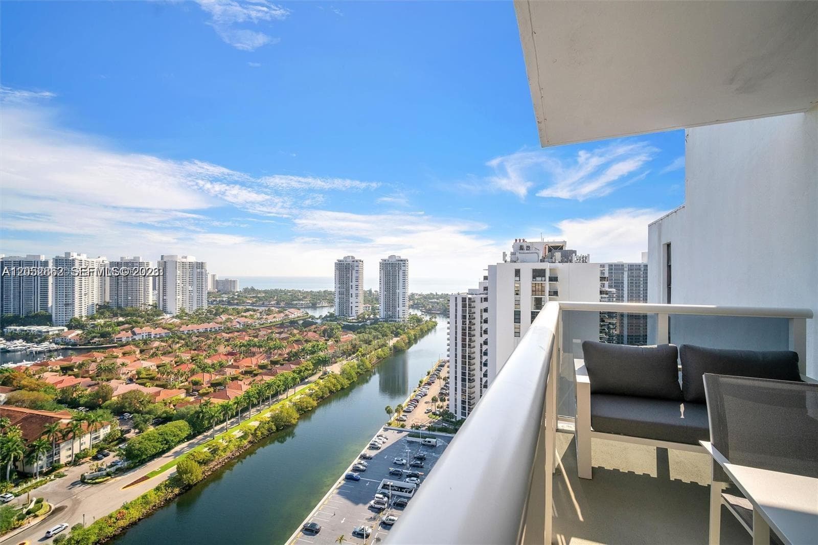 3625 N Country Club Dr # PH2, Aventura FL 33180