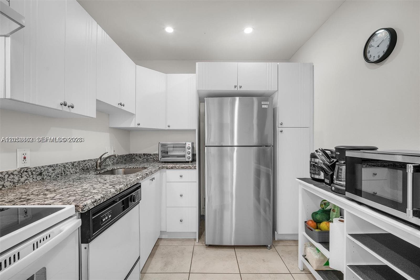 3625 N Country Club Dr # PH2, Aventura FL 33180 photo 5