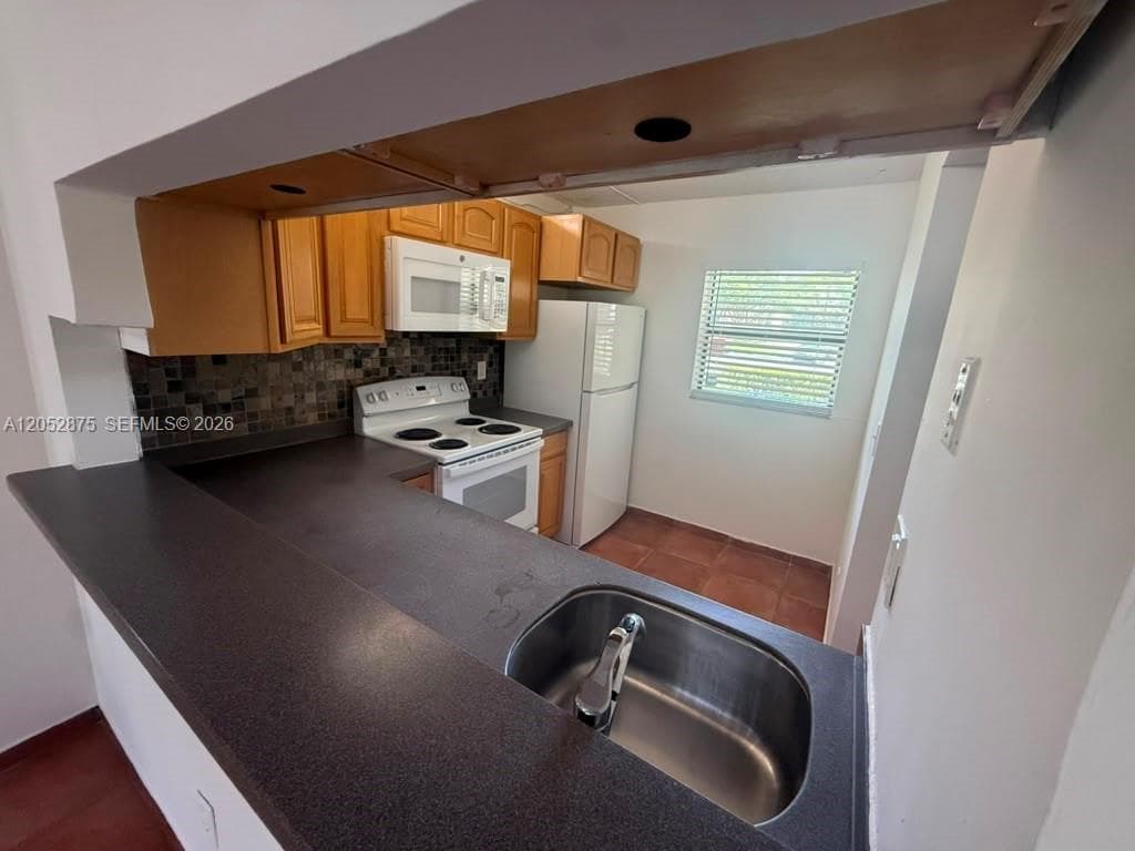 3399 Foxcroft Rd # 104, Miramar FL 33025 photo 3