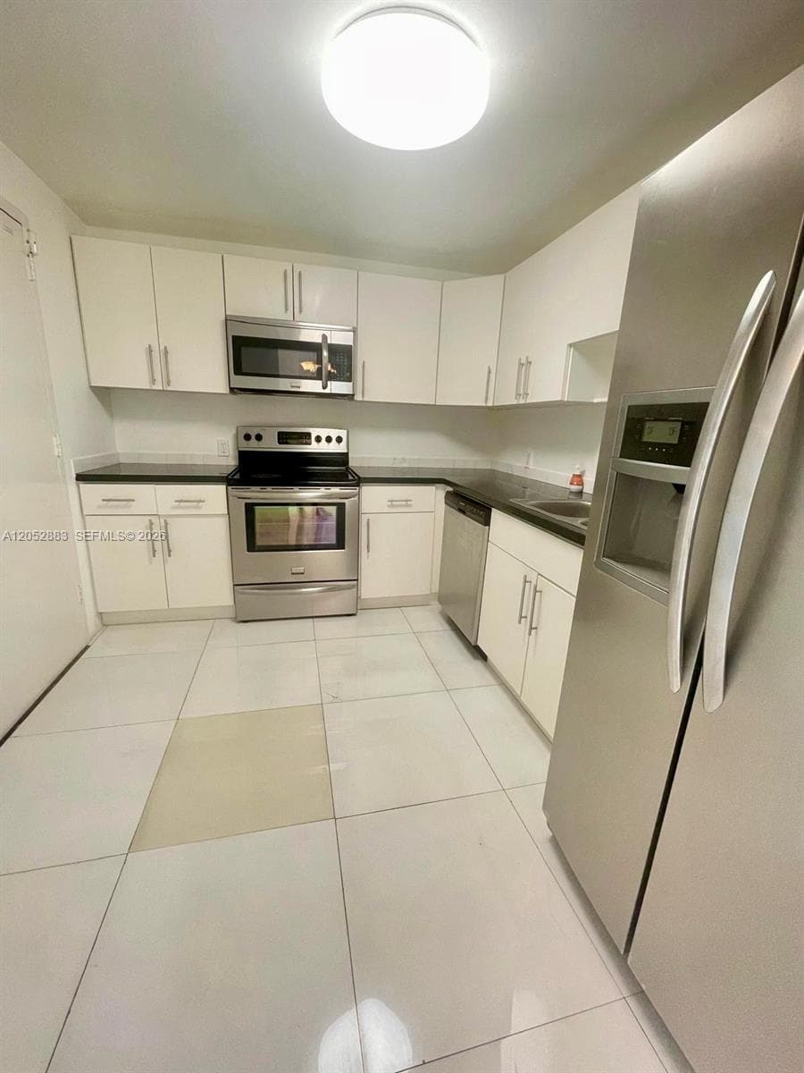 13155 Ixora Ct # 201, North Miami FL 33181 photo 2