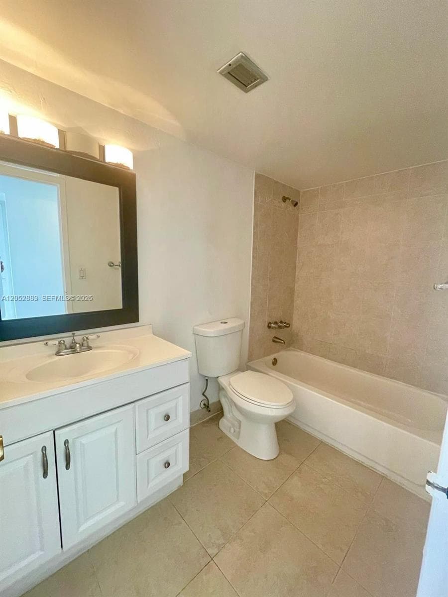 13155 Ixora Ct # 201, North Miami FL 33181 photo 5